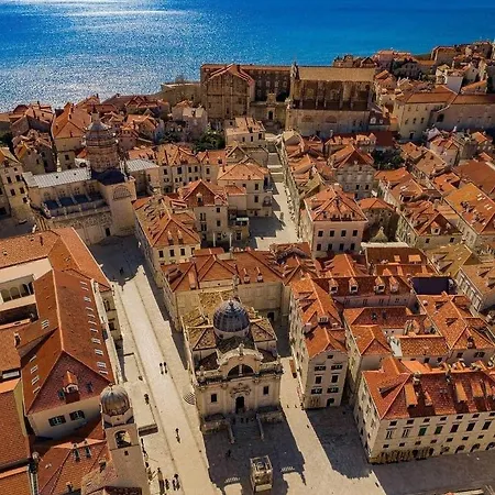 Penzion Old Town Charming 3*